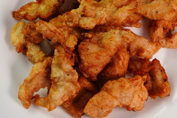 Fried pork pieces, ready to eat