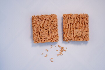 Instant fried noodles, ready to eat