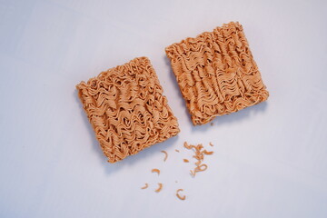 Instant fried noodles, ready to eat