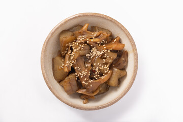 舞茸とこんにゃくの煮物