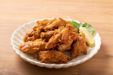 鶏の手羽中のから揚げ