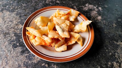 Crispy Chicken Dumplings