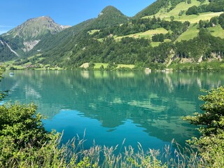 Lake Lungern or Natural reservoir Lungerersee - Canton of Obwald, Switzerland (Naturstausee Lungernsee oder Lungerensee - Kanton Obwald, Schweiz)
