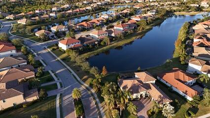 aerial of luxury homes in Lakewood Ranch, Bradenton, Florida housing market