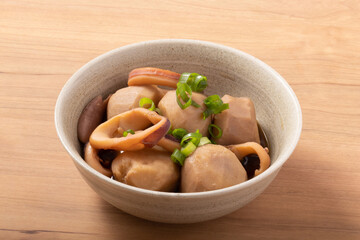 里芋といかの煮物