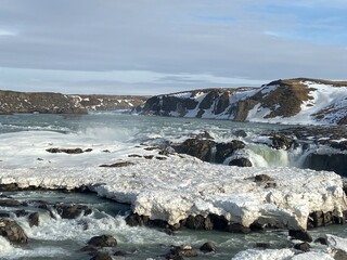 waves crashing on rocks