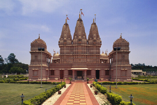indian hindu temple domes india