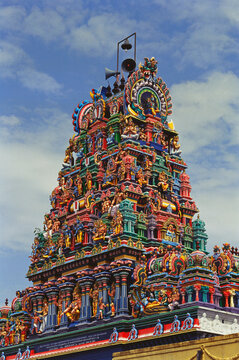 indian hindu shiva temple gopuram, Shri Parth Sarthi temple, Madras, Chennai, Tamil Nadu, India