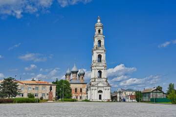 Obraz premium Panorama of Georgievskaya Square with a tower in Yuryevets, Ivanovo region of Russia