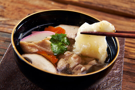 Rice cake soup