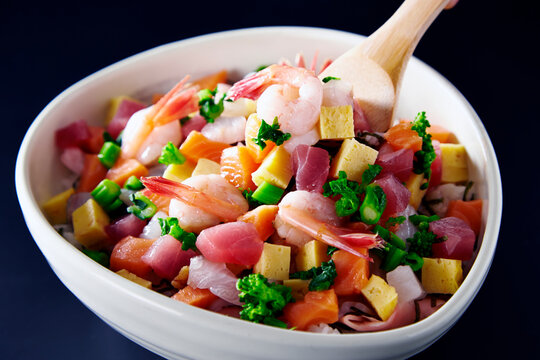 Gomoku kaisen donburi