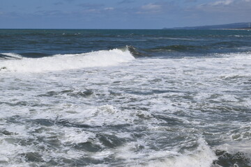 日本海の荒波 庄内海岸
