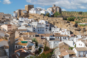 Obraz premium Setenil de las Bodegas and church our lady of the incarnation, , Cadiz, Andalucia, Spain
