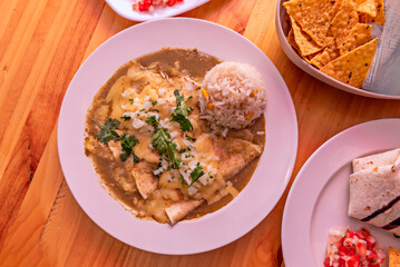 Mexican cuisine is enriched by the contributions of the different regions of the country, which derive from the experience of pre-Hispanic Mexico with Spanish cuisine