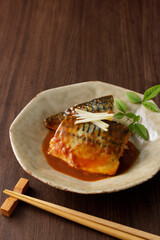 鯖の味噌煮　Mackerel simmered in miso