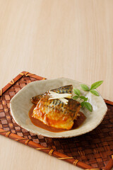 鯖の味噌煮　Mackerel simmered in miso