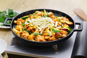 Cheese Dakgalbi (spicy stir-fried chicken topping with cheese), Korean food