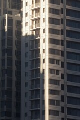 Obraz premium Towering High-Rise Apartment Complex in the City