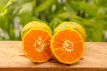 Fresh and healthy orange slices are good for daily consumption and making cold drinks during summer. 