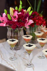 caprese, table setting, table setting with flowers