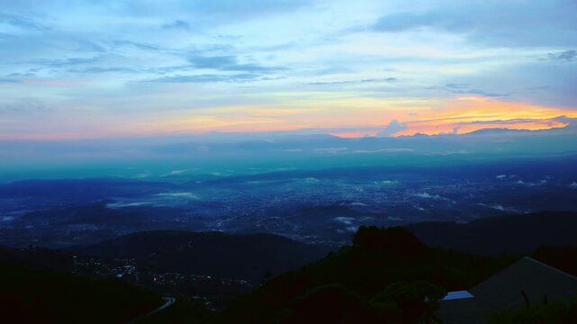 Atardecer Mirador Huehuetenango y Volcanes de Guatemala