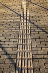 点字ブロックのある歩道
