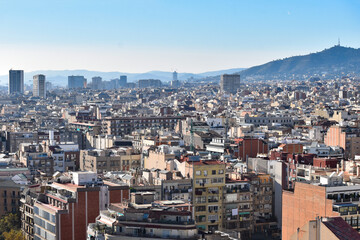 サグラダファミリアの生誕の塔から眺めるバルセロナ市内