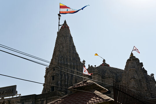The Shree Dwarkadhish Temple: a spiritual jewel in India