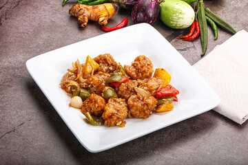 Chinese cuisine - prawn with chili sauce