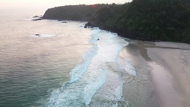 4k footage of the beach atmosphere in the afternoon