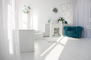 white room wth chair day light