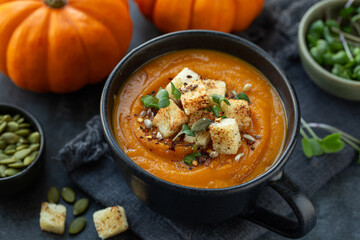 spicy pumpkin cream soup