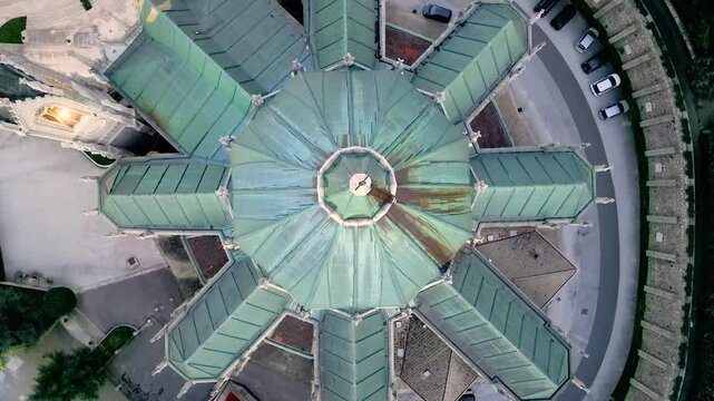 CASTEL PETROSO, VIEW FROM ABOVE ROTATING
