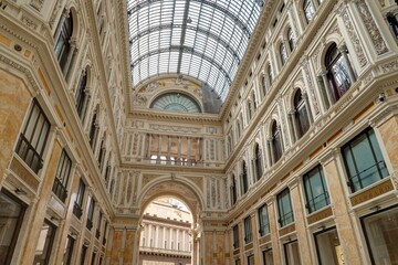 Obraz premium Galerie Umberto I à Naples, italie