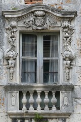 Obraz premium Ornate Stone Window With Intricate Carved Details