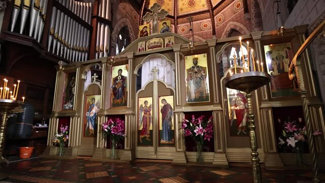 entourage in Romanian Orthodox church