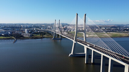 Fototapeta premium ponte vasco da gama lisboa, rio tejo