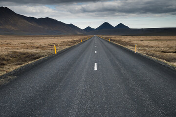 route of the ring road in iceland with mountains in backrground