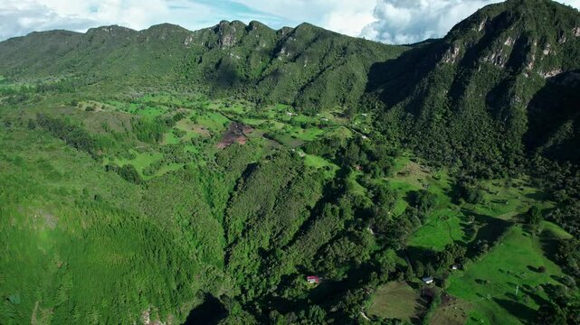 Panoramic Views of Colombia's Andes Mountains &ndash; A Nature Lover&rsquo;s Dream