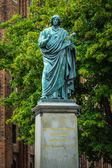 Pomnik Mikoaja Kopernika Toruniu 