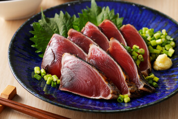 鰹のたたき　Seared Bonito