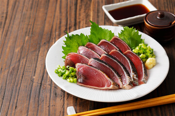 鰹のたたき　Seared Bonito