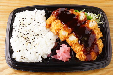 ロース豚カツ弁当
