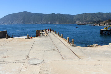 muelle en ex ballenera Quintay, Valparaíso, Chile