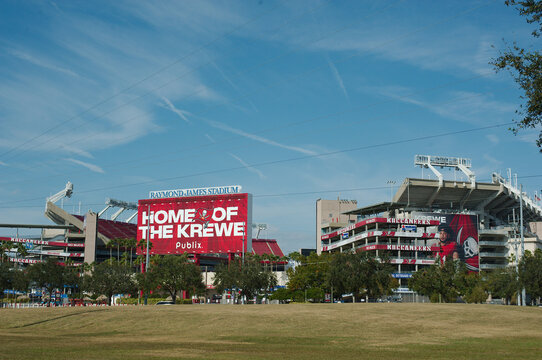 Editorial Use Only December 10, 2024.Tampa, FL, USA. Early afternoon View north towards Raymond James Stadium for Tampa Bay Buccaneers football team.
