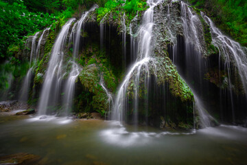 Obraz premium Waterfall beautiful (Kuzalan waterfall) in Karadeniz province. Giresun - Turkey