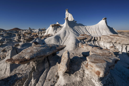 Rock formations in the Valley of Dreams East, located just west of the Ah-Shi-Sle-Pah Wilderness, New Mexico.