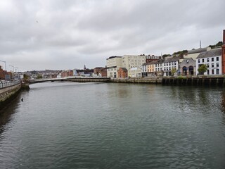 Obraz premium Cork city urban view background.. with rivel Lee and bridges