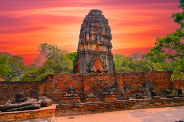 Chaiwatthanaram temple historical park beautiful historical place to visit travel in thailand