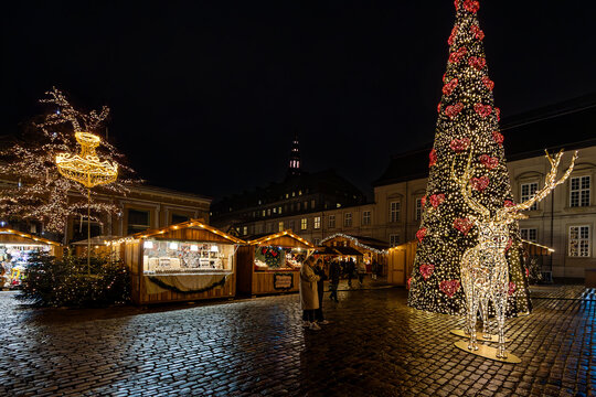 Weihnachtsbaum auf dem Julemarkt

